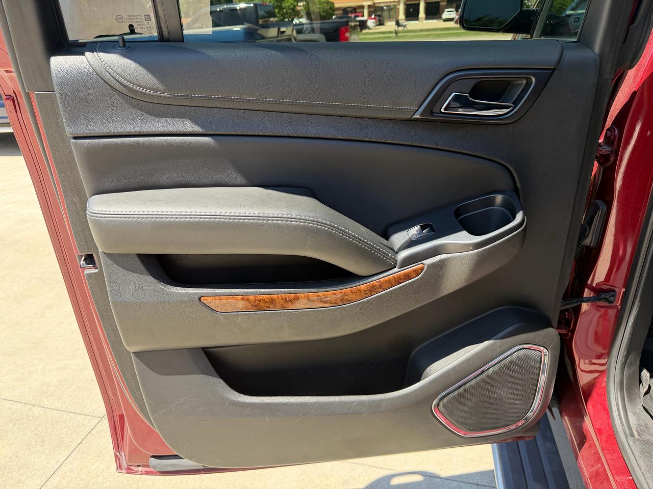 Chevrolet Suburban 4WD 4dr 1500 Premier 2019