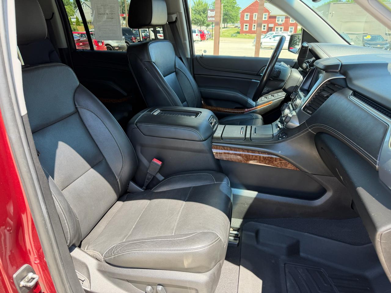 Chevrolet Suburban 4WD 4dr 1500 Premier 2019