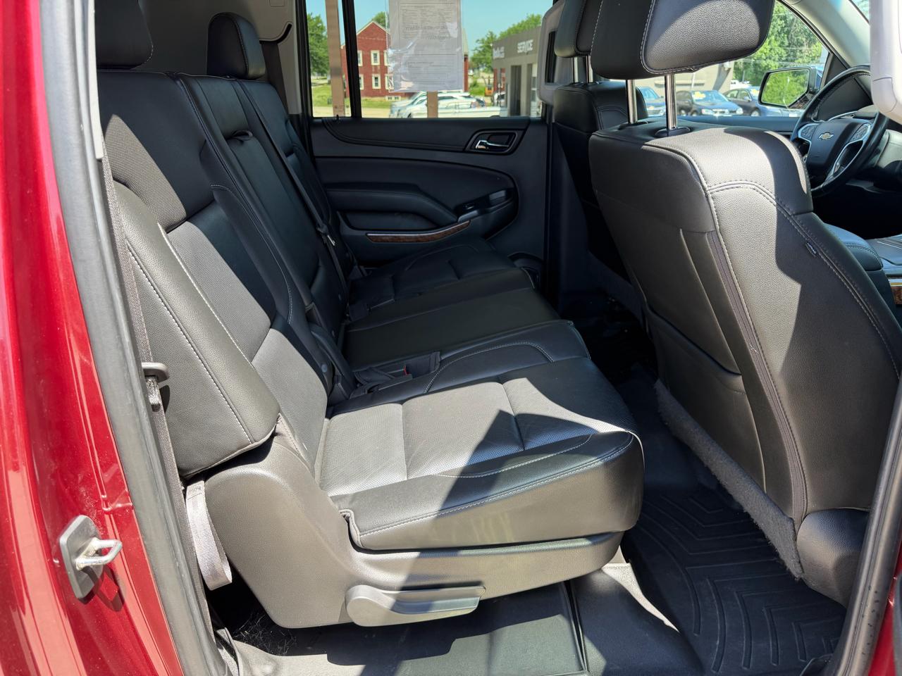 Chevrolet Suburban 4WD 4dr 1500 Premier 2019