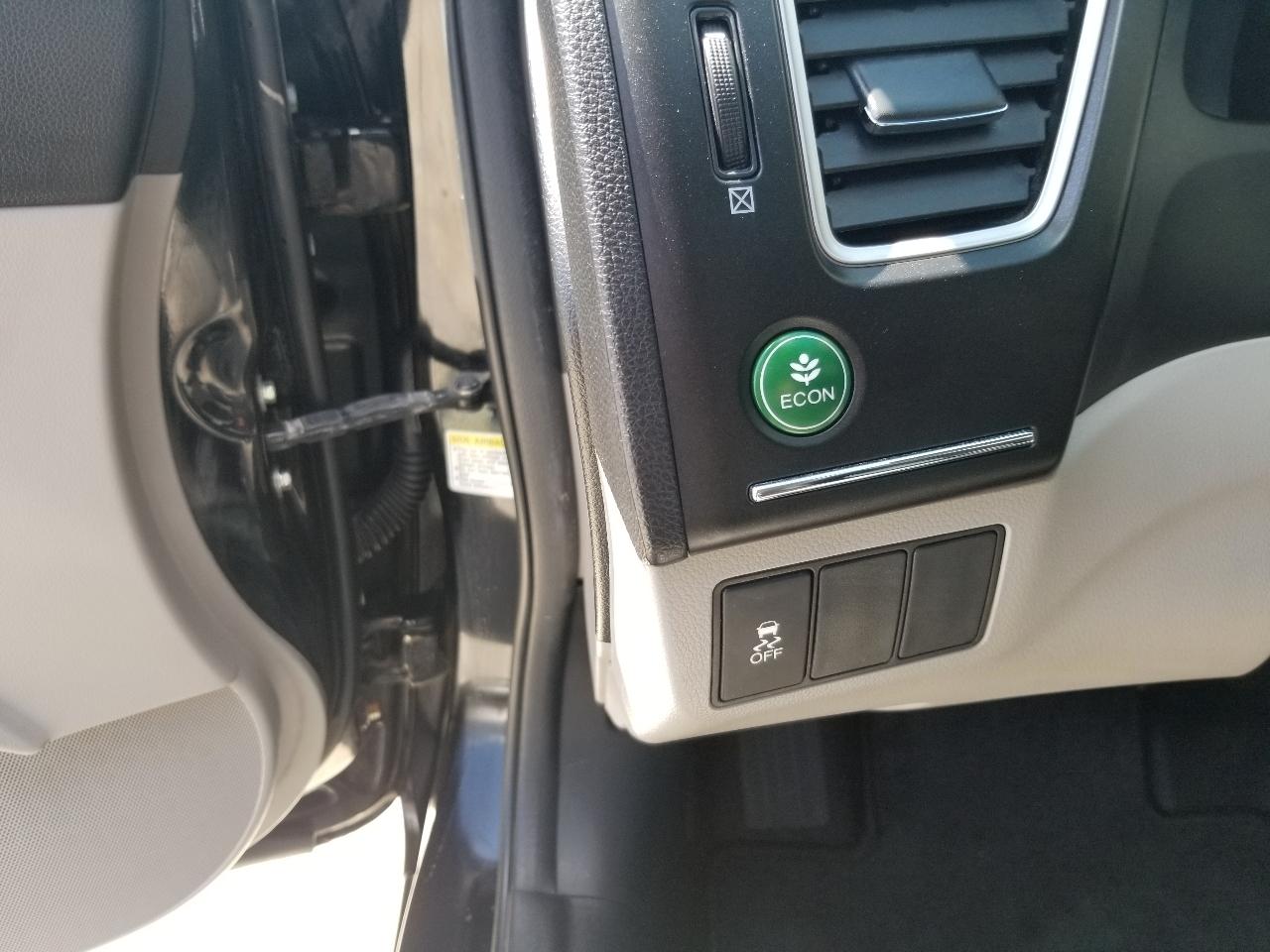 Honda Civic Sedan 4dr CVT LX 2014
