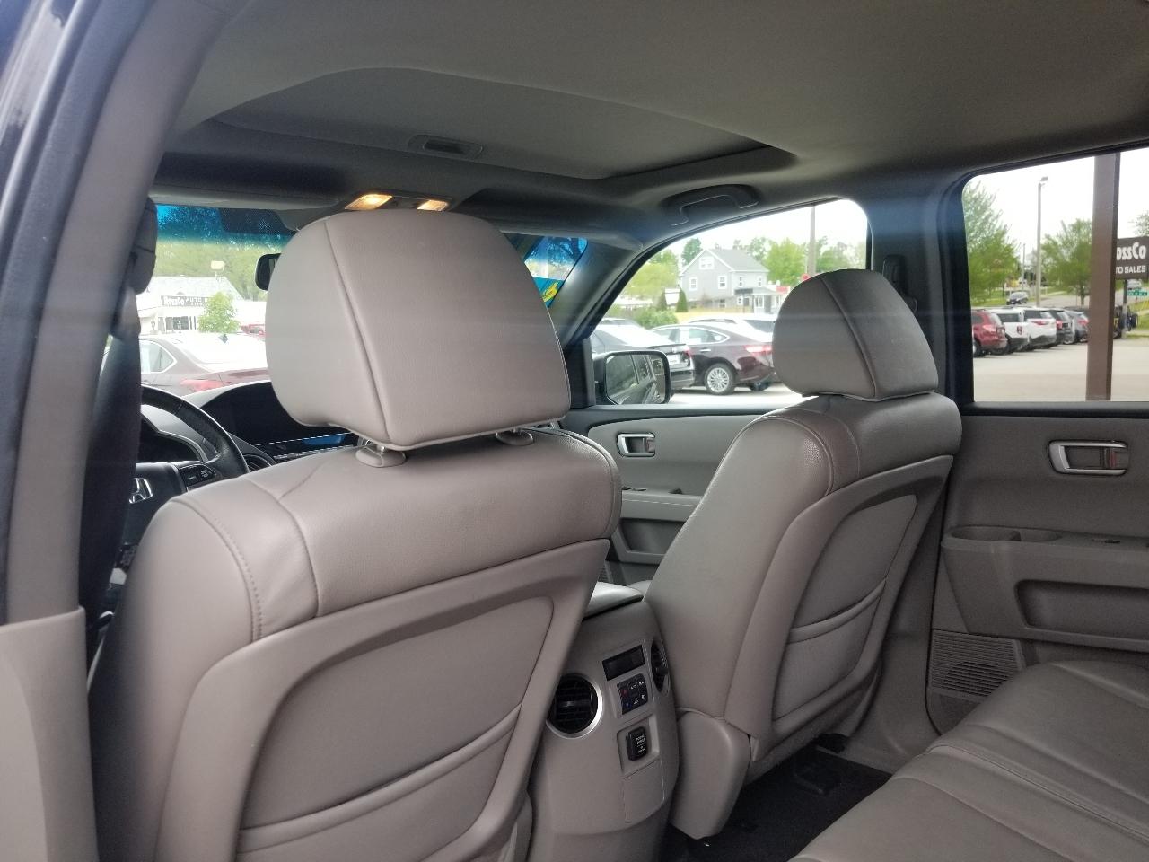 Honda Pilot 4WD 4dr EX-L 2012