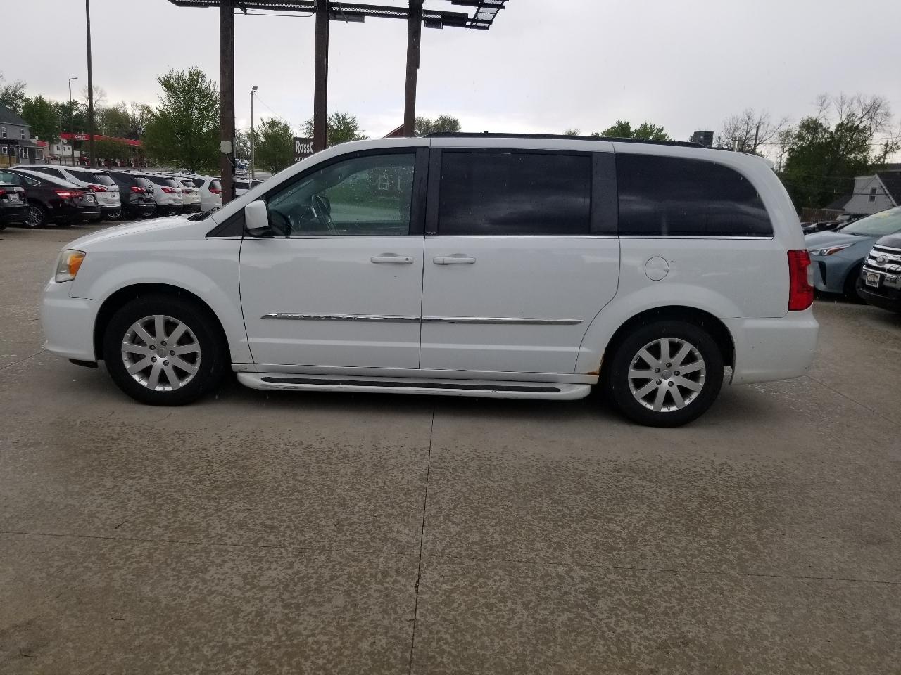 Chrysler Town & Country 4dr Wgn Touring 2014