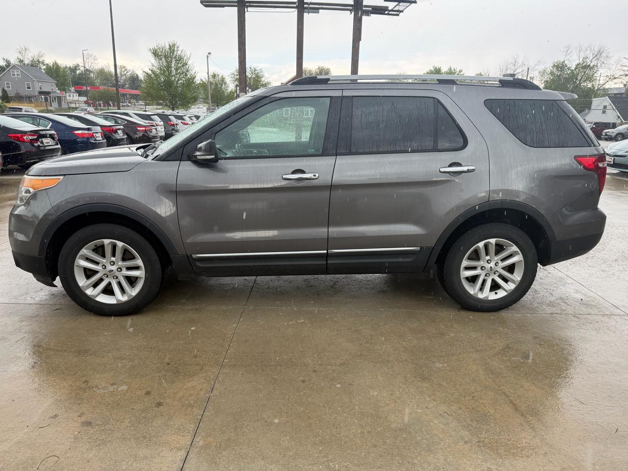 Ford Explorer 4WD 4dr XLT 2014