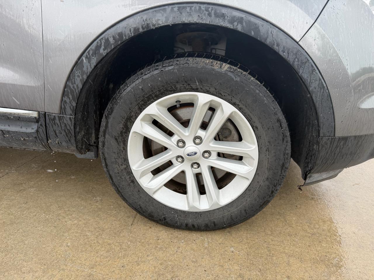Ford Explorer 4WD 4dr XLT 2014
