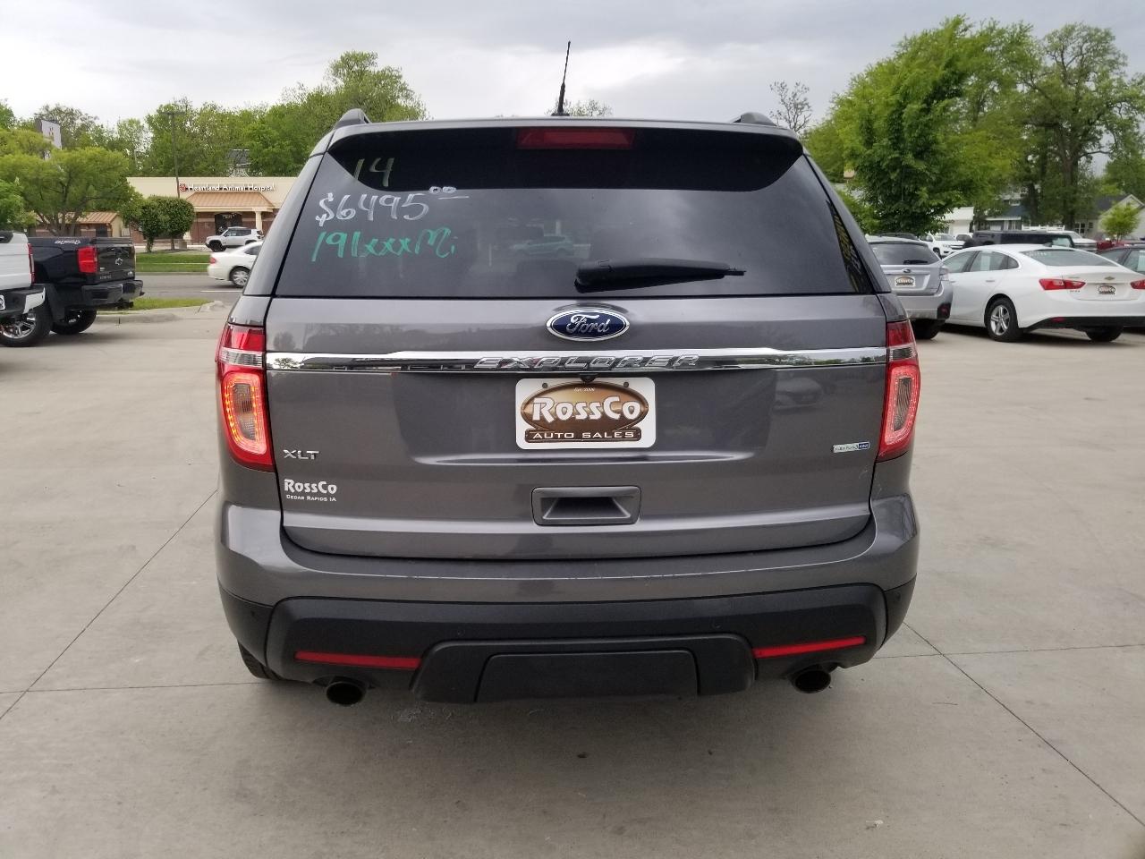 Ford Explorer 4WD 4dr XLT 2014