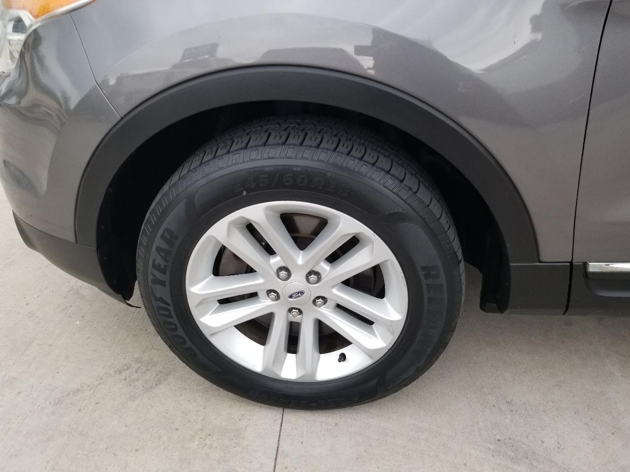 Ford Explorer 4WD 4dr XLT 2014