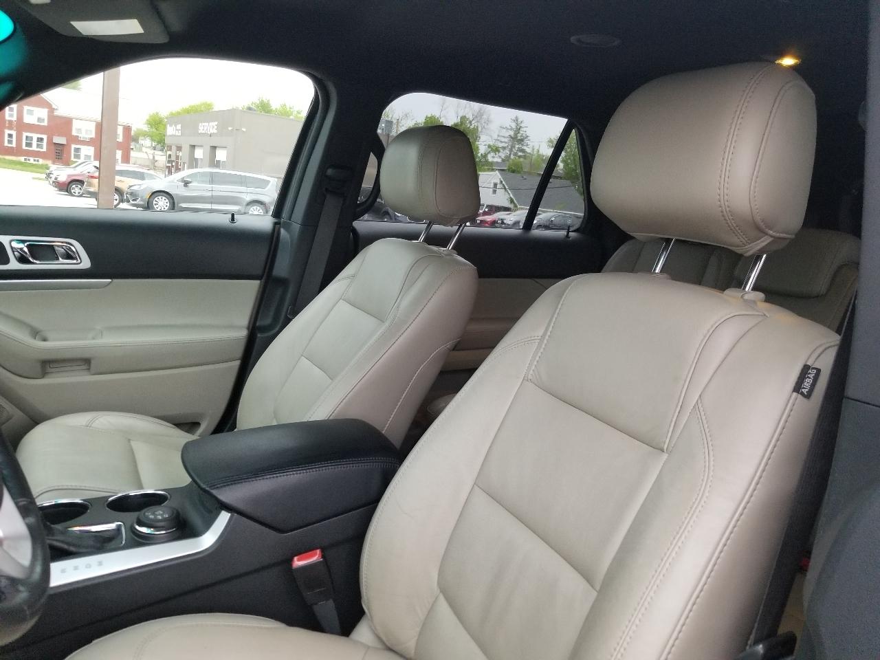 Ford Explorer 4WD 4dr XLT 2014