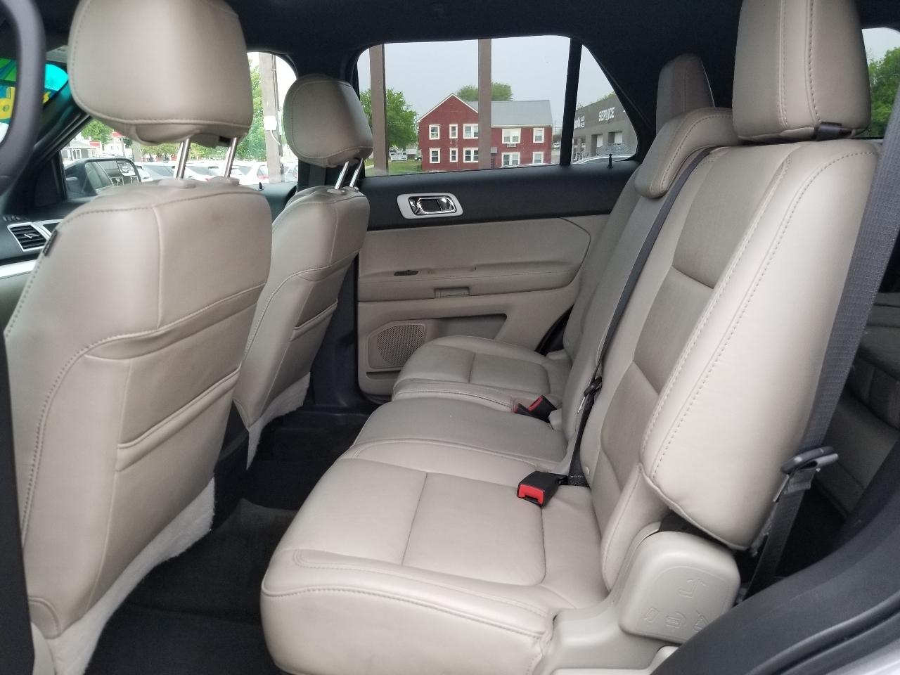 Ford Explorer 4WD 4dr XLT 2014
