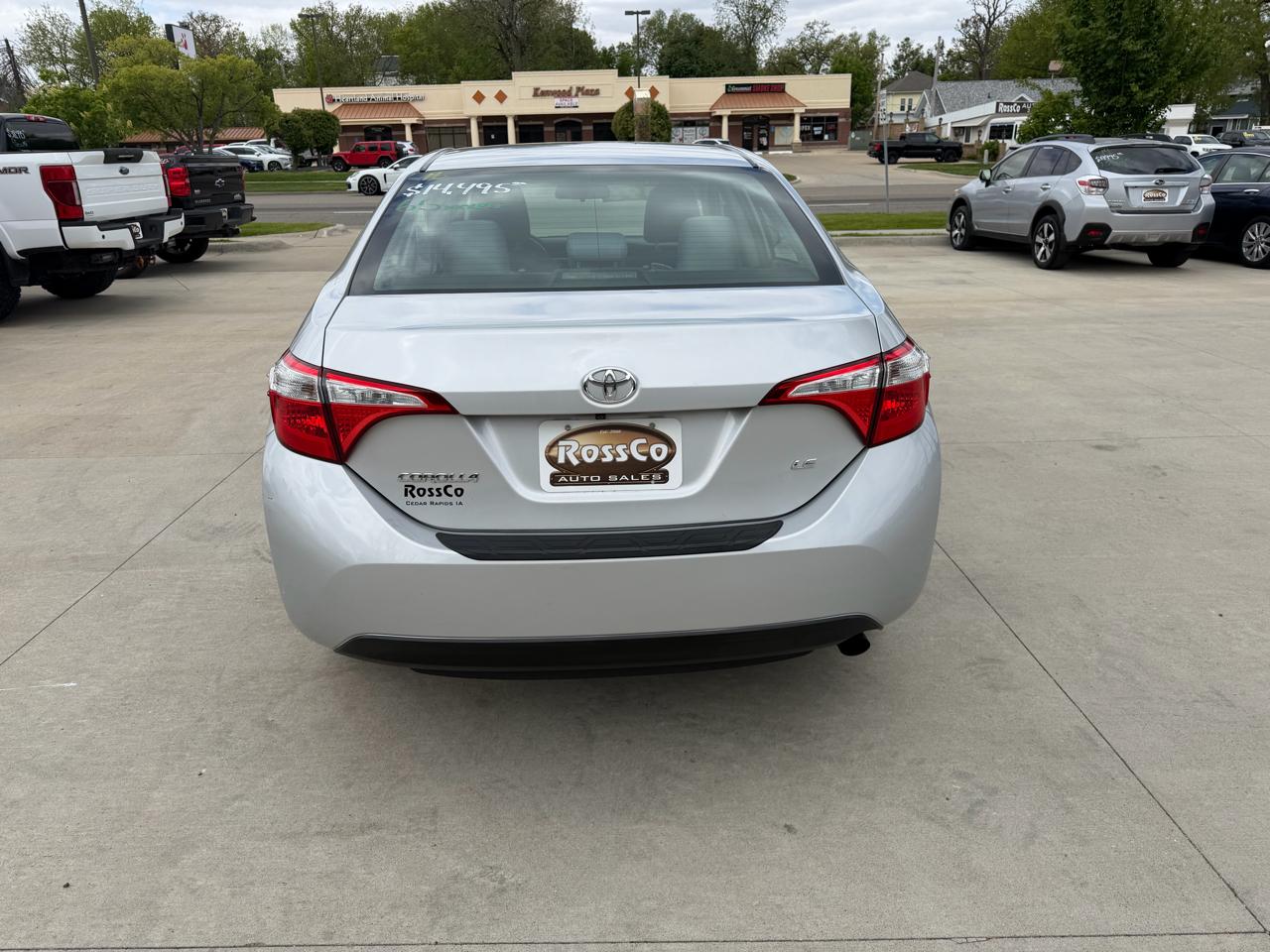 Toyota Corolla LE 2016