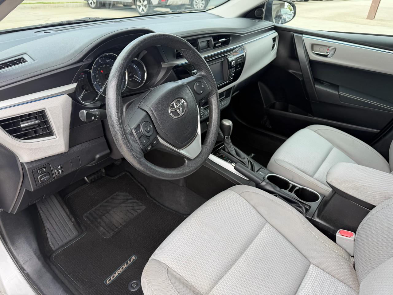 Toyota Corolla LE 2016