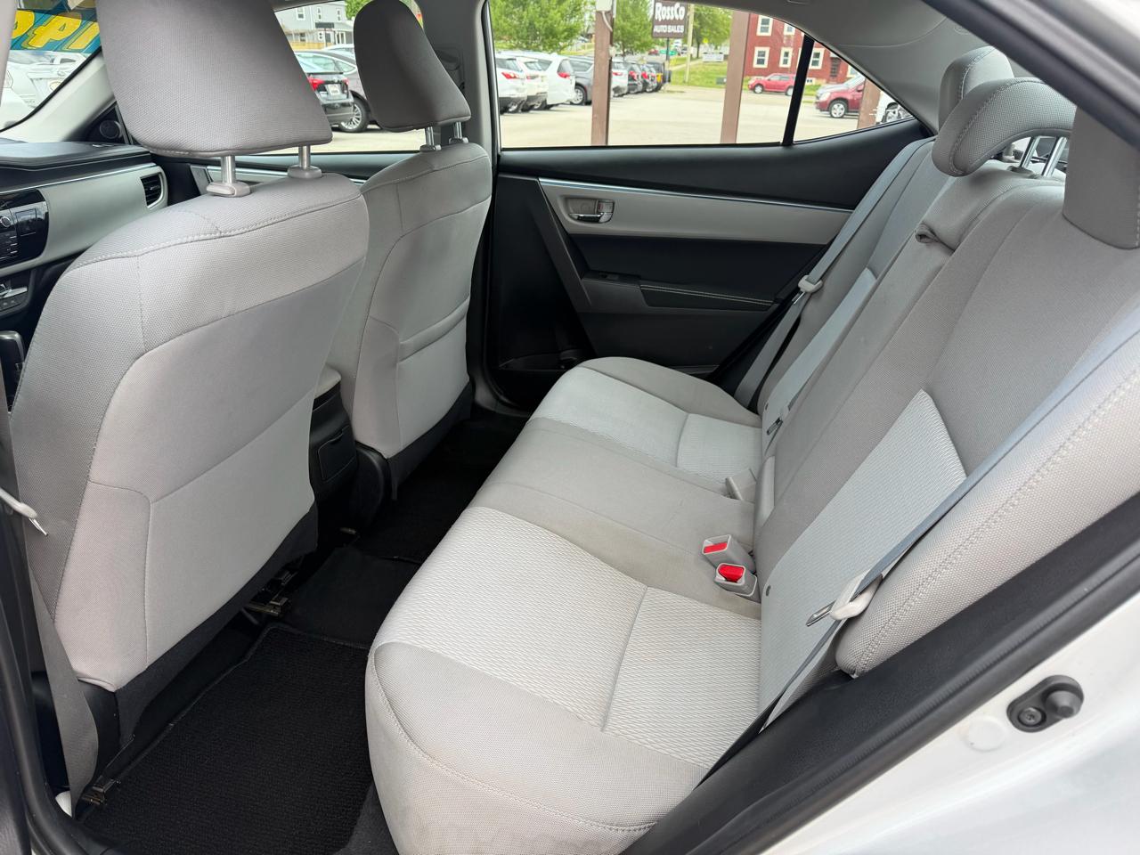 Toyota Corolla LE 2016