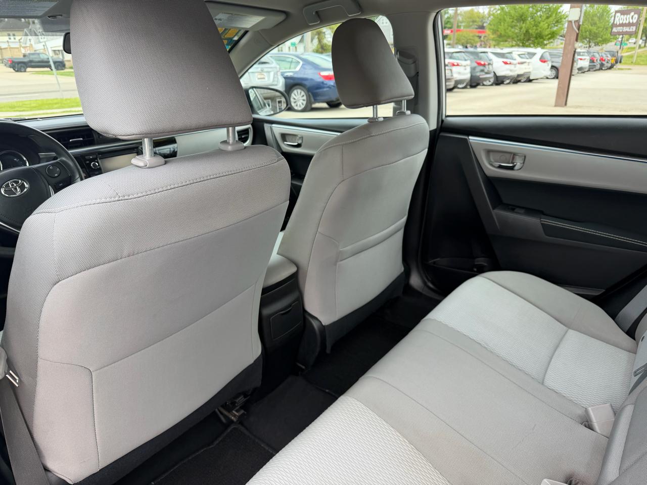 Toyota Corolla LE 2016