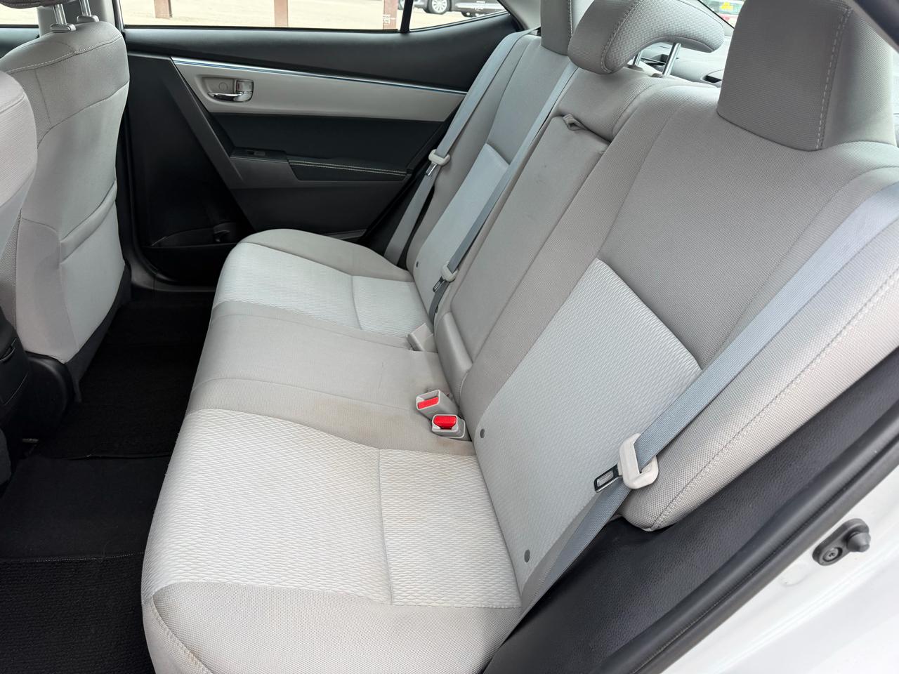 Toyota Corolla LE 2016