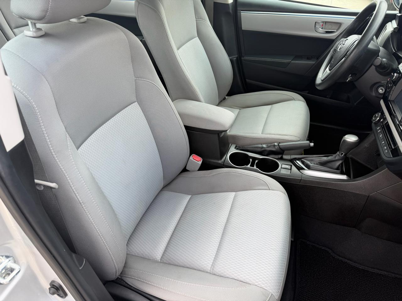 Toyota Corolla LE 2016