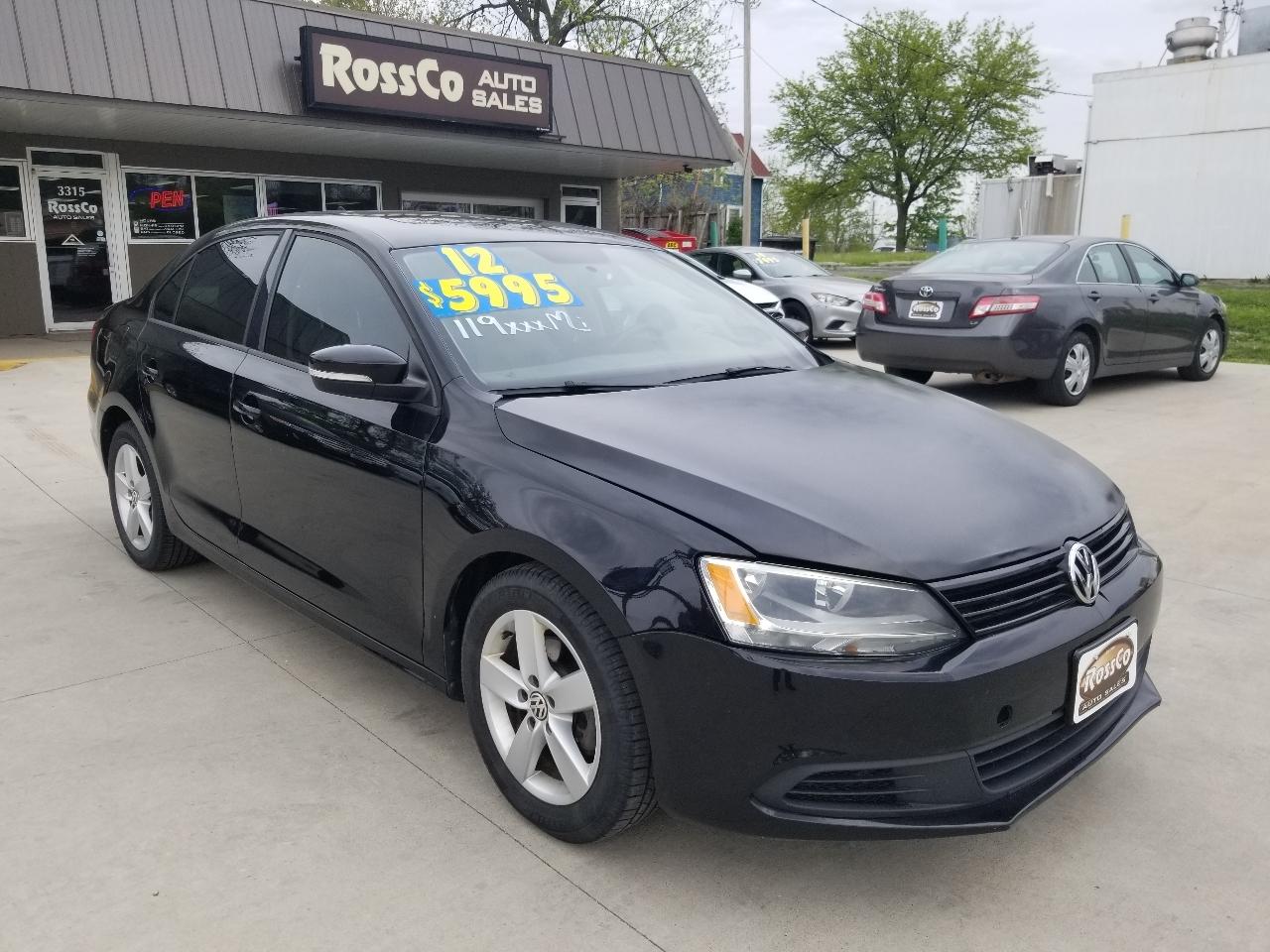 Volkswagen Jetta Sedan 4dr DSG TDI 2012