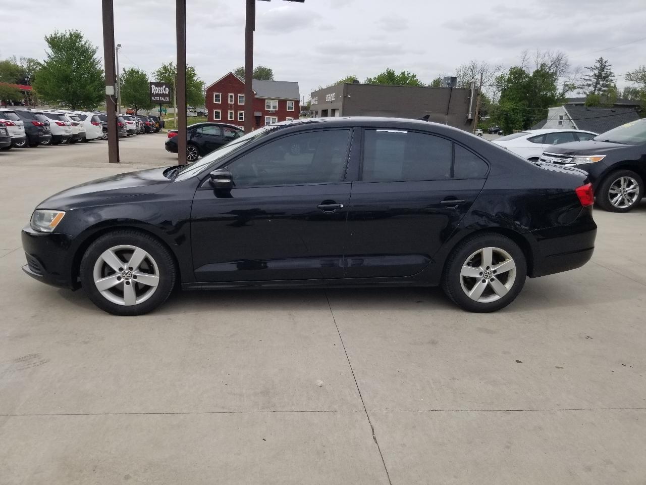 Volkswagen Jetta Sedan 4dr DSG TDI 2012