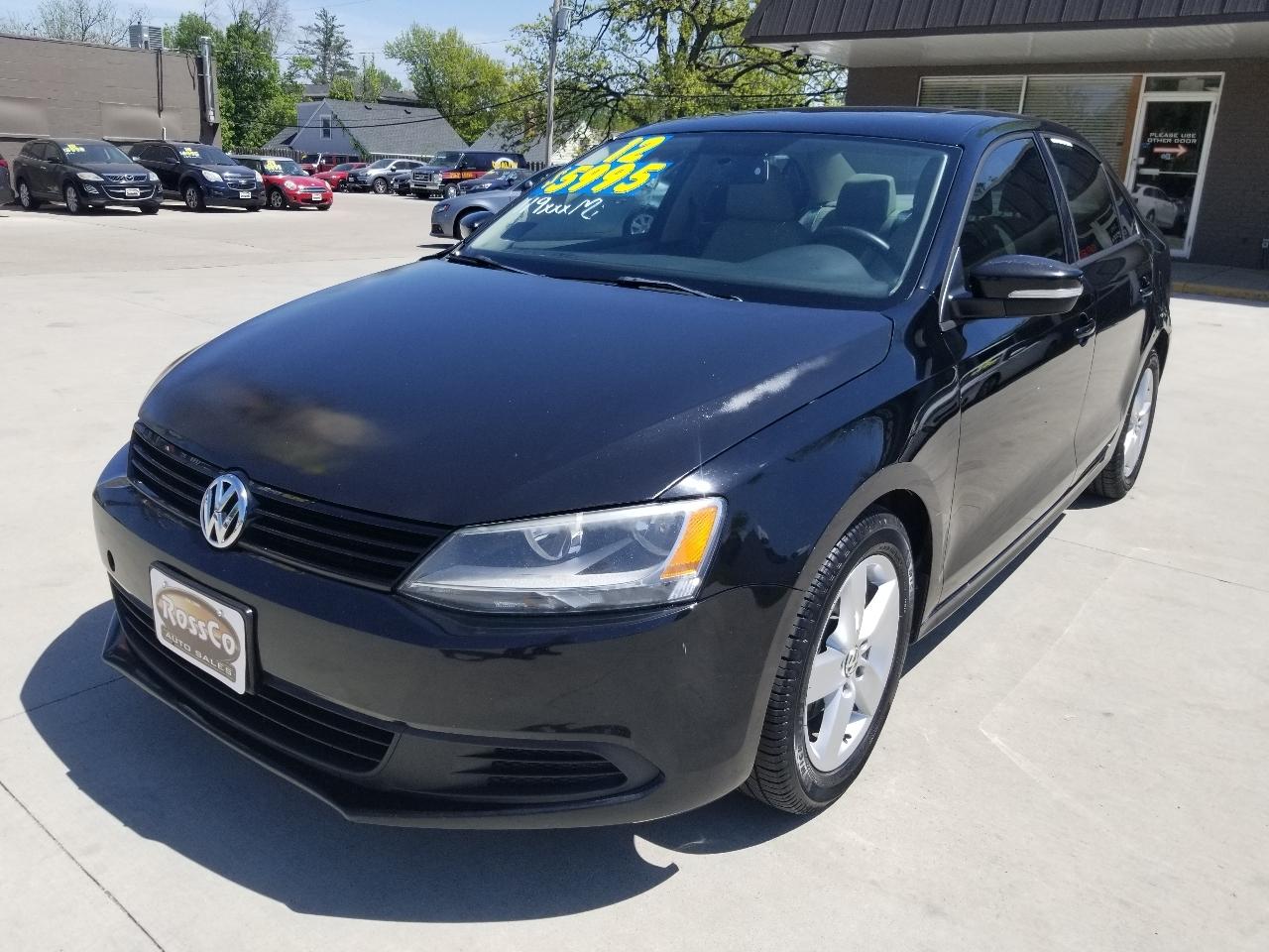 Volkswagen Jetta Sedan 4dr DSG TDI 2012