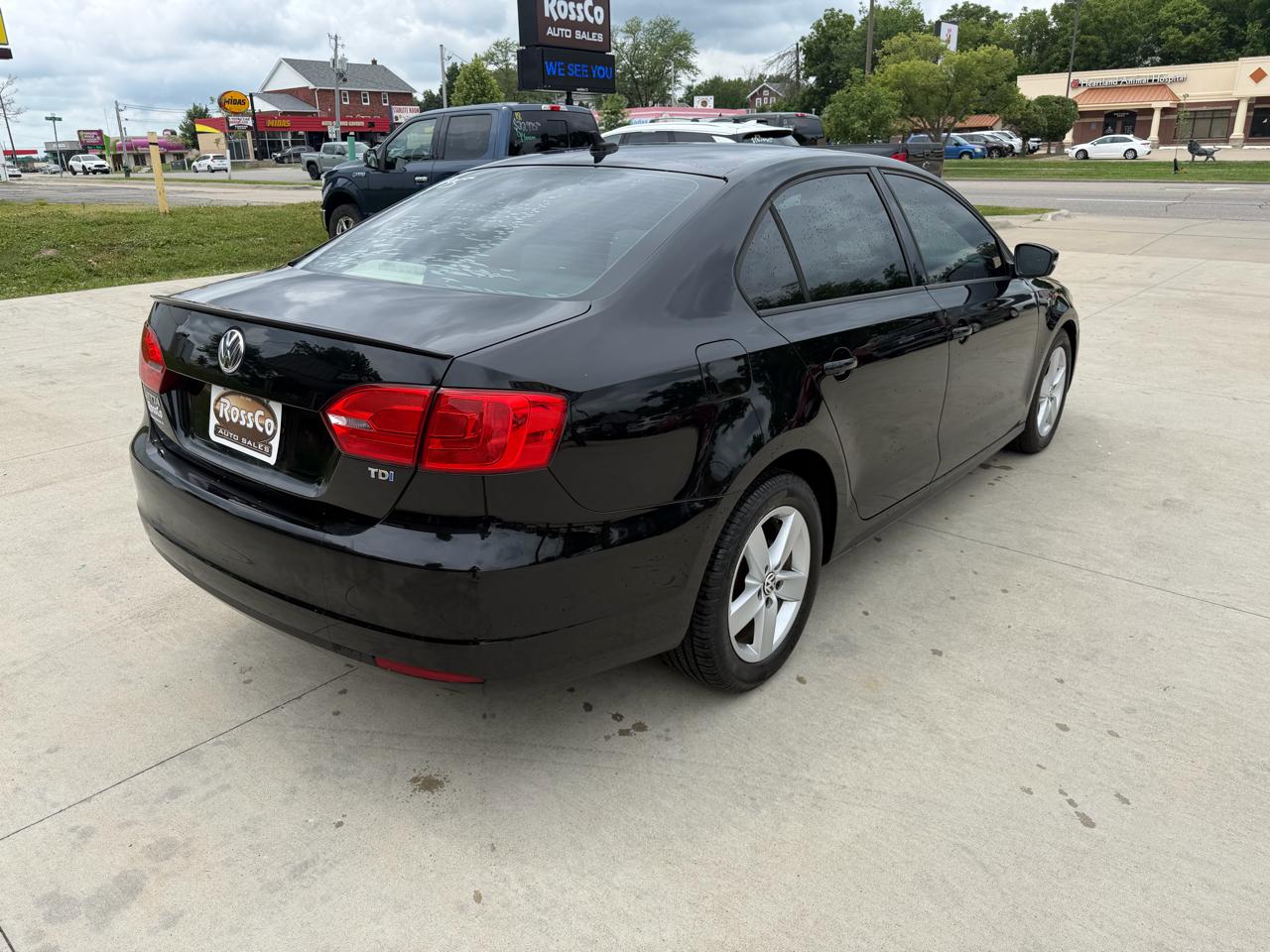 Volkswagen Jetta Sedan 4dr DSG TDI 2012