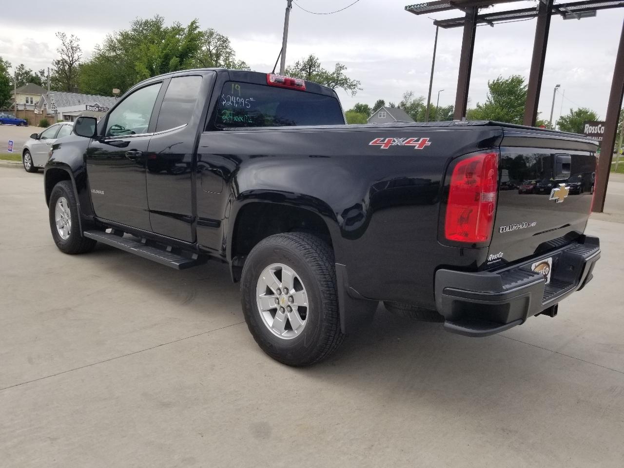 Chevrolet Colorado 4WD Ext Cab 128.3" Work Truck 2019