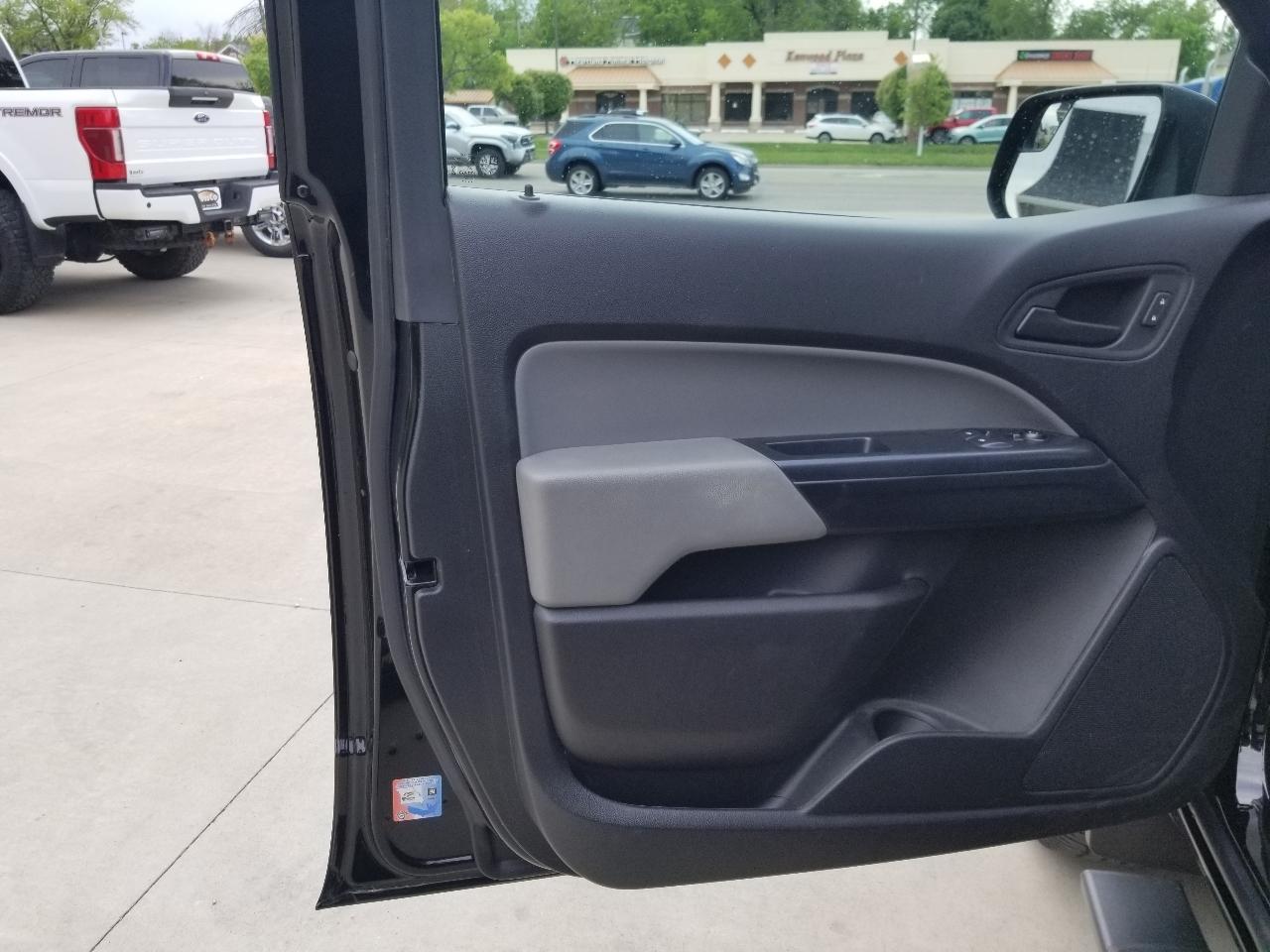 Chevrolet Colorado 4WD Ext Cab 128.3" Work Truck 2019