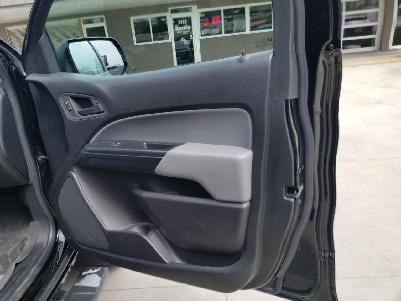 Chevrolet Colorado 4WD Ext Cab 128.3" Work Truck 2019