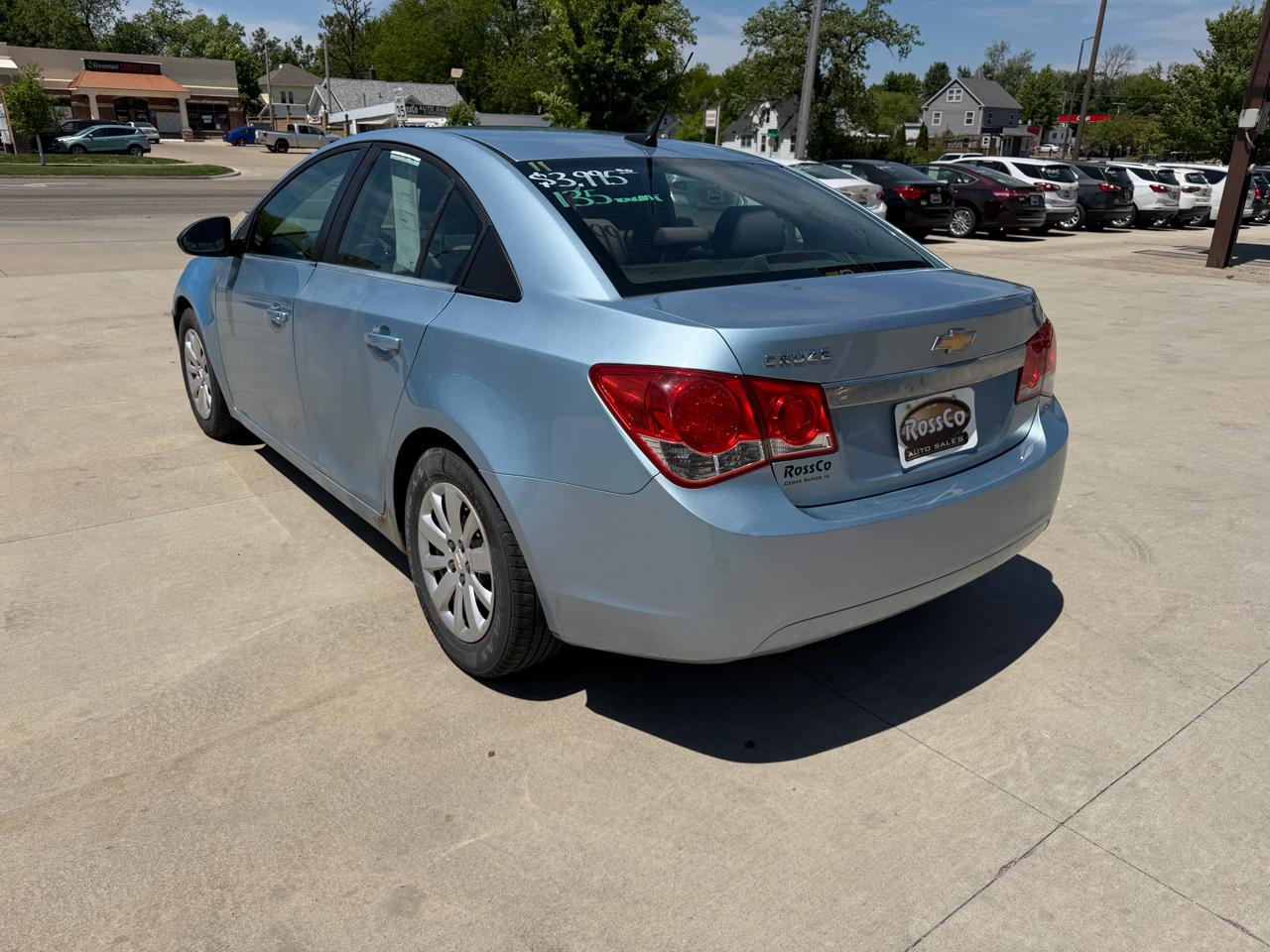 Chevrolet Cruze LS 2011