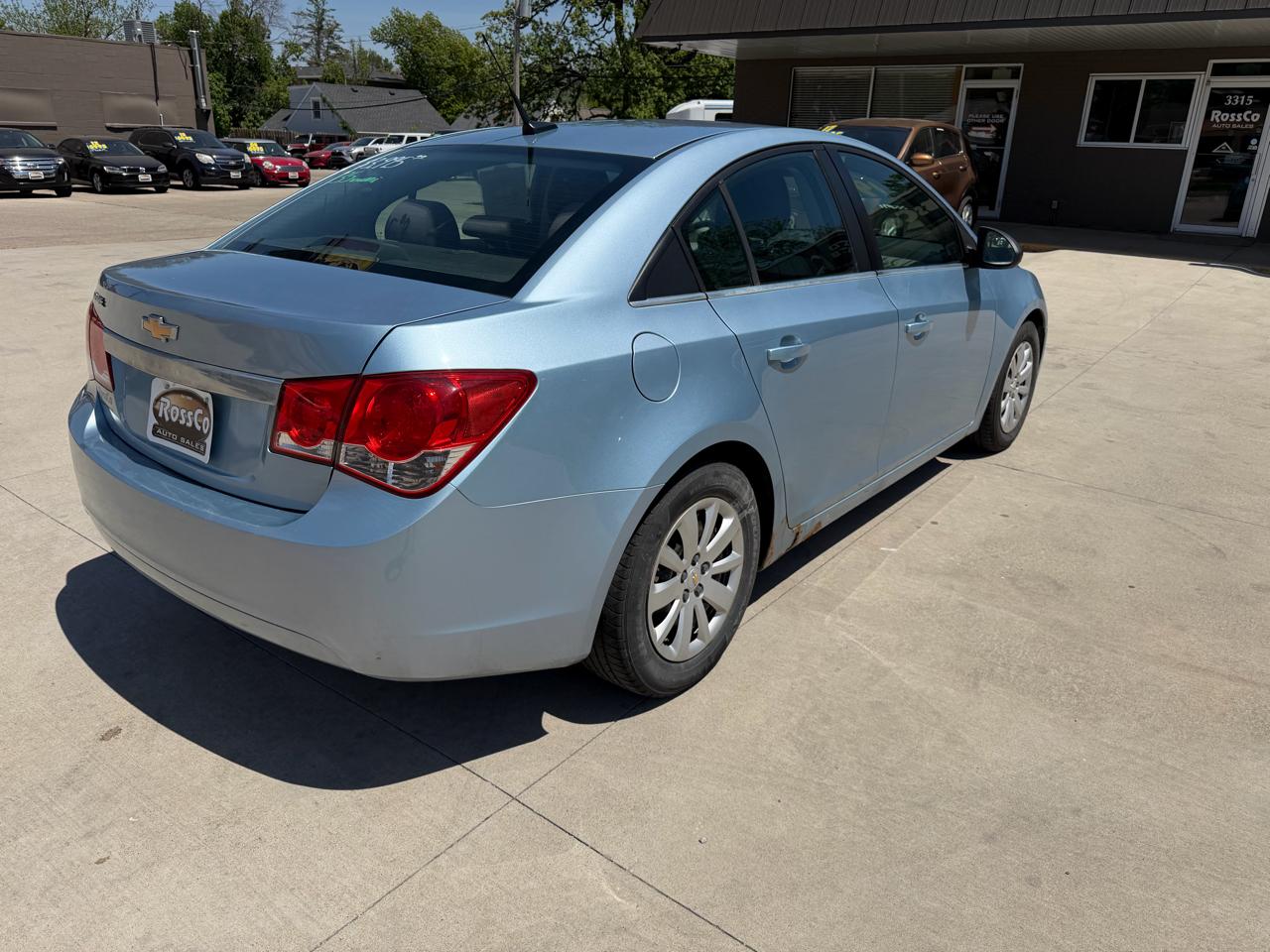 Chevrolet Cruze LS 2011