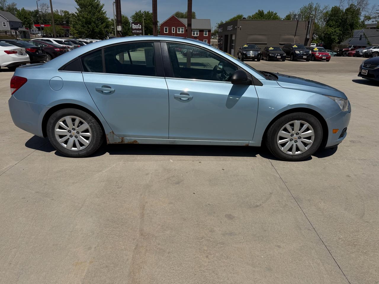 Chevrolet Cruze LS 2011
