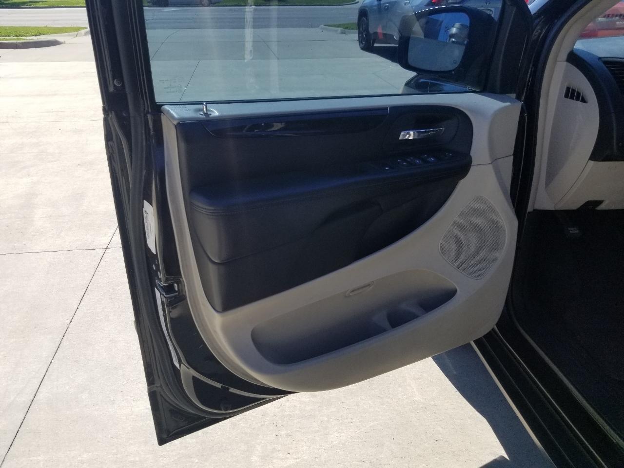 Dodge Grand Caravan 4dr Wgn Crew 2012