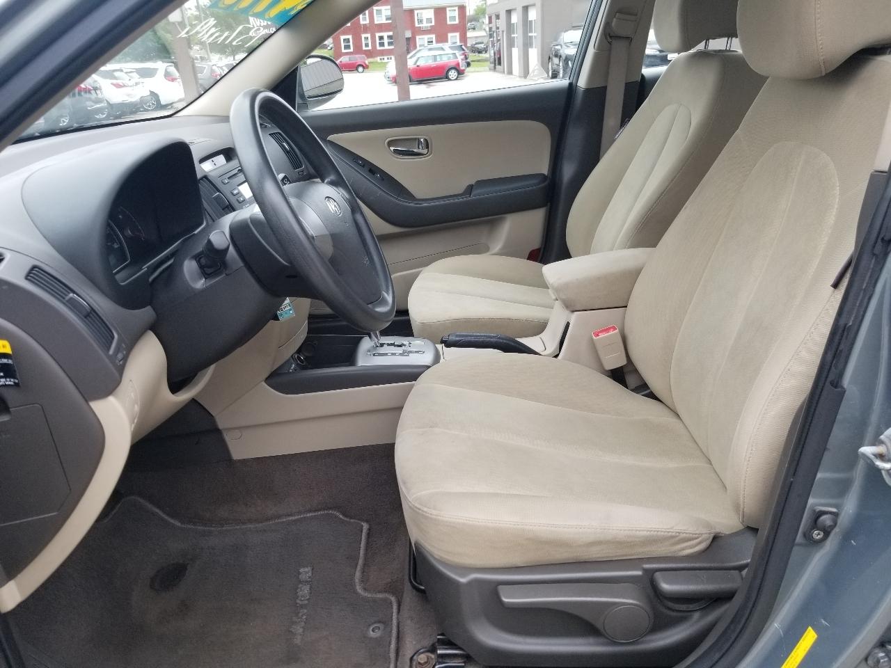 Hyundai Elantra 4dr Sdn Auto GLS 2010