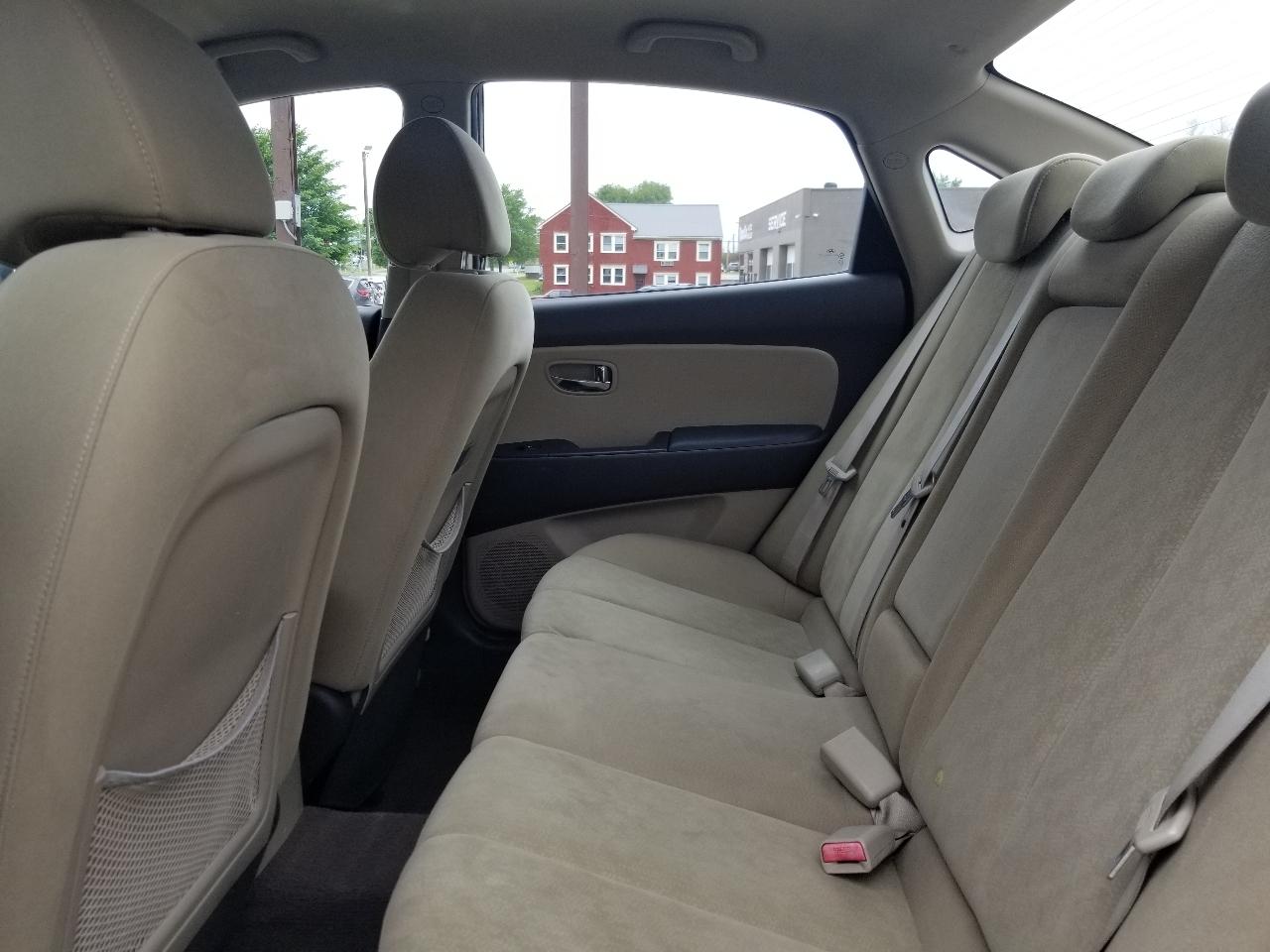Hyundai Elantra 4dr Sdn Auto GLS 2010