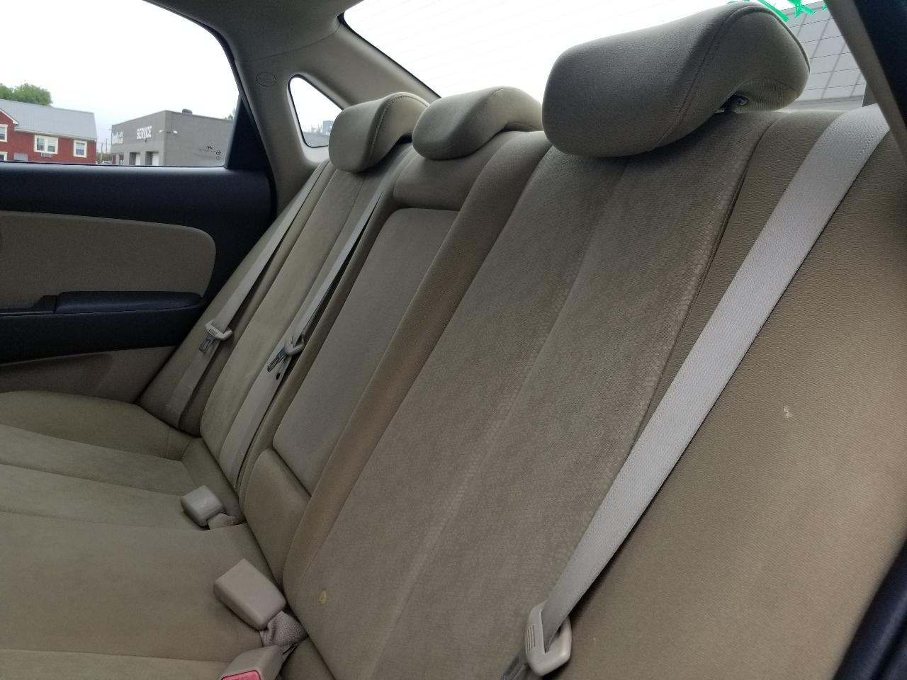 Hyundai Elantra 4dr Sdn Auto GLS 2010