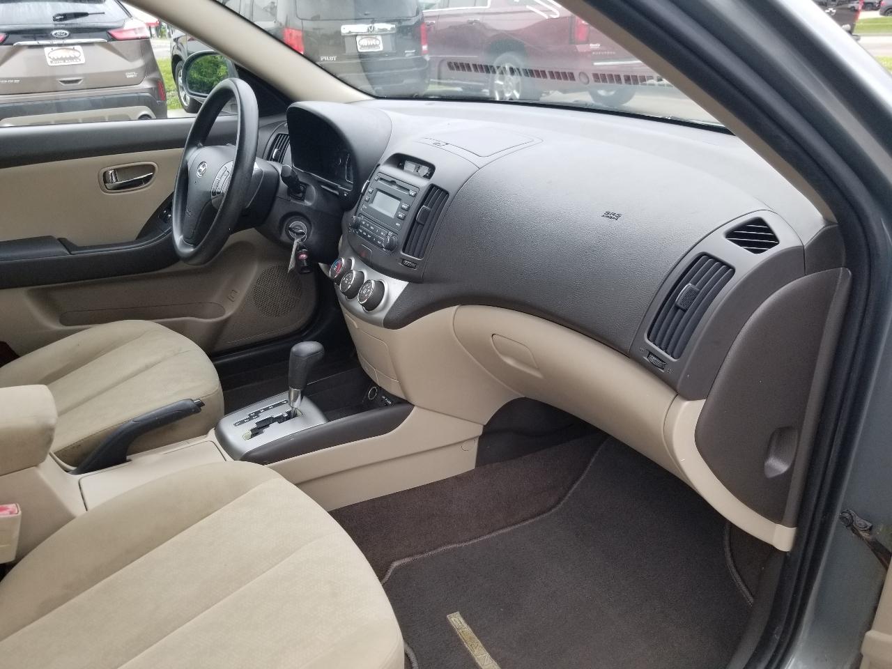 Hyundai Elantra 4dr Sdn Auto GLS 2010