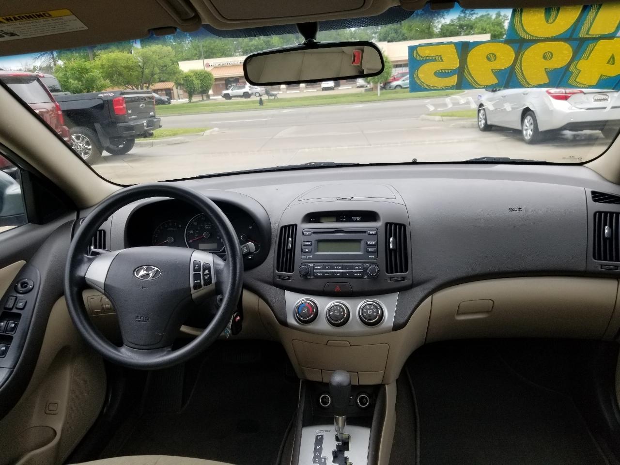 Hyundai Elantra 4dr Sdn Auto GLS 2010