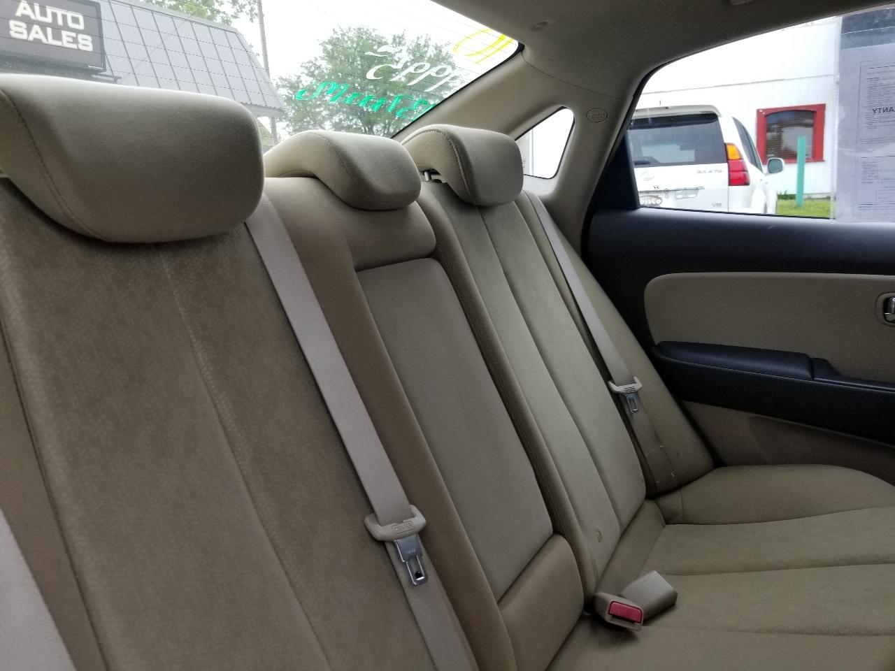 Hyundai Elantra 4dr Sdn Auto GLS 2010