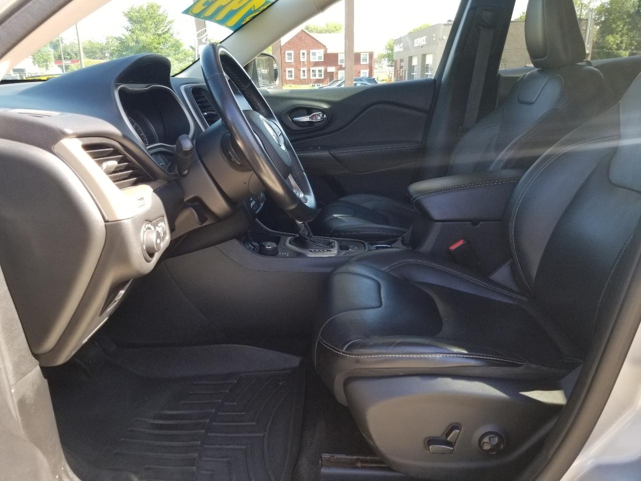 Jeep Cherokee 4WD 4dr Limited 2015