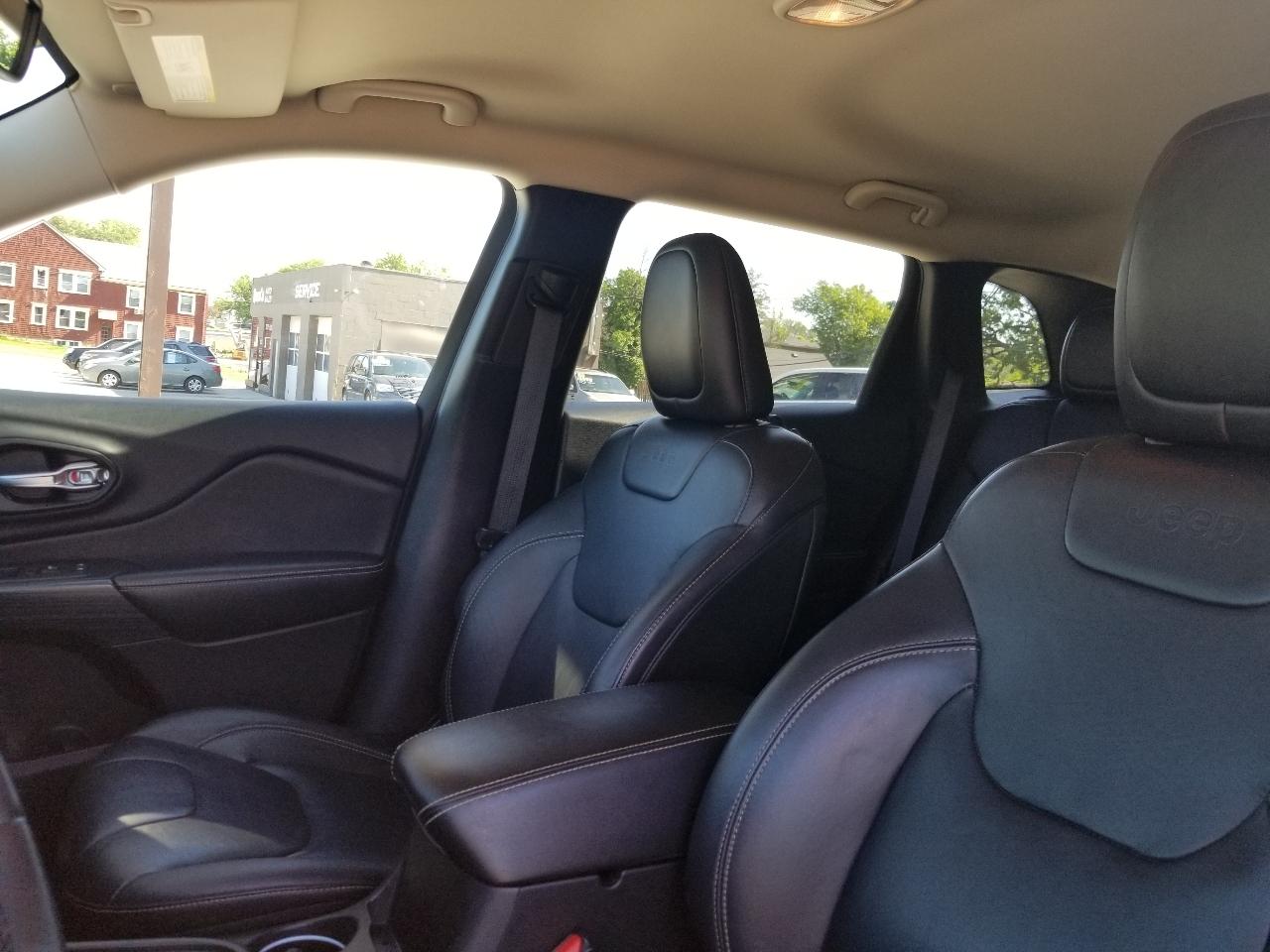 Jeep Cherokee 4WD 4dr Limited 2015