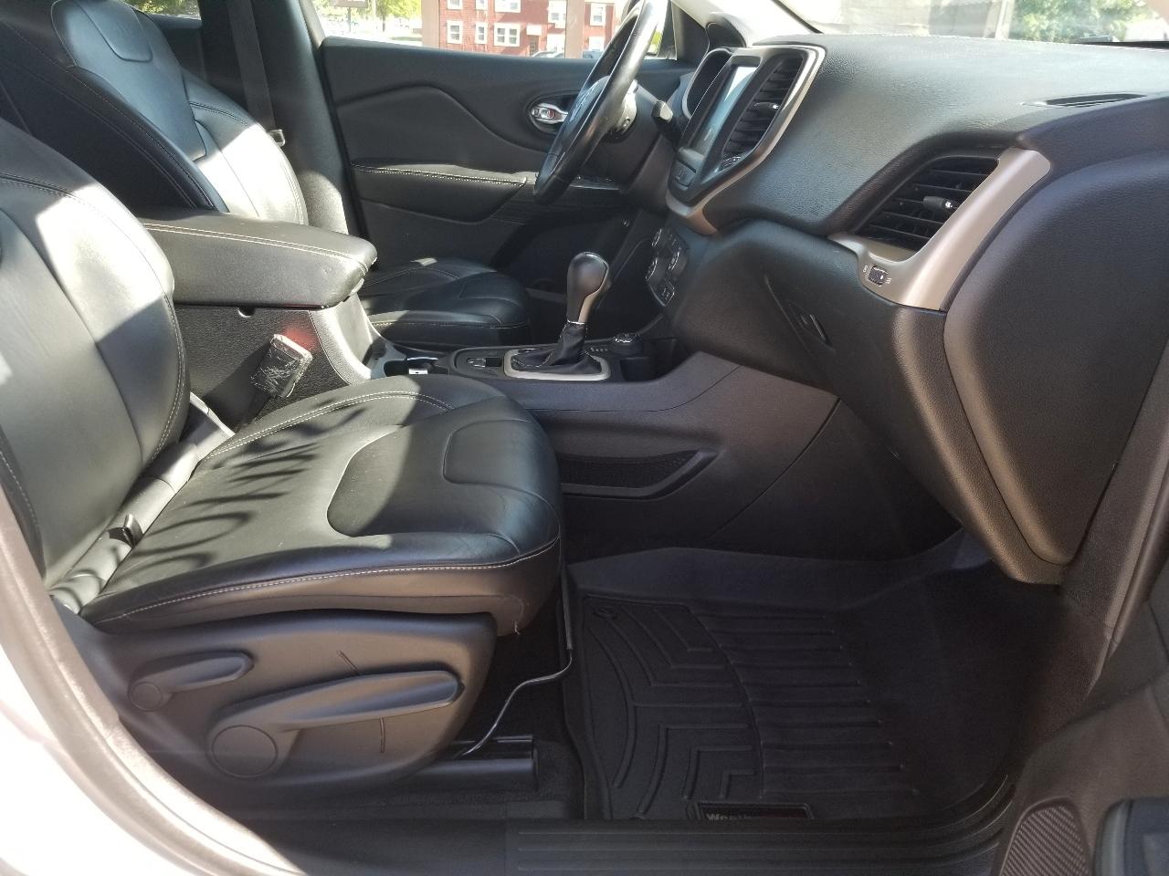 Jeep Cherokee 4WD 4dr Limited 2015