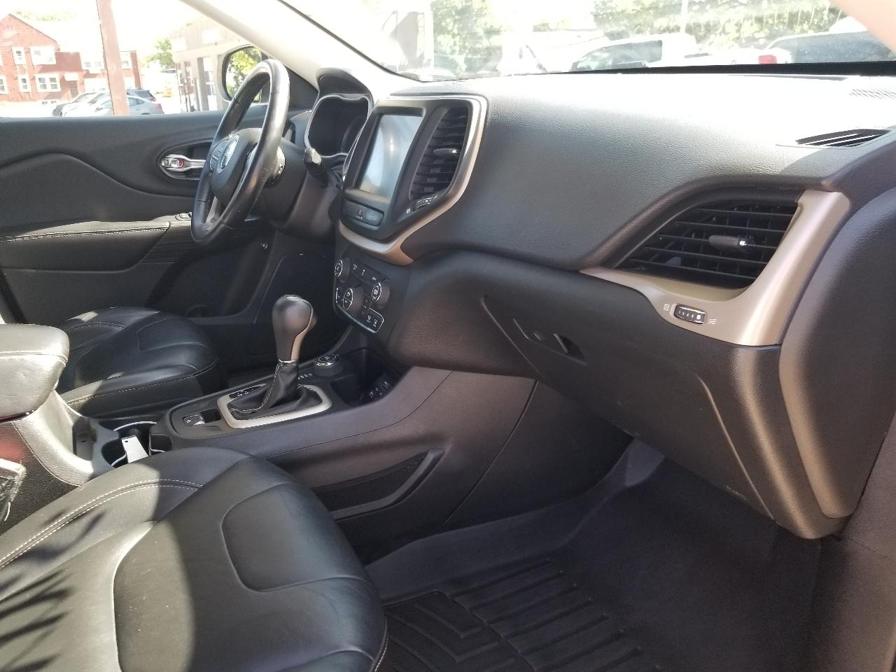Jeep Cherokee 4WD 4dr Limited 2015