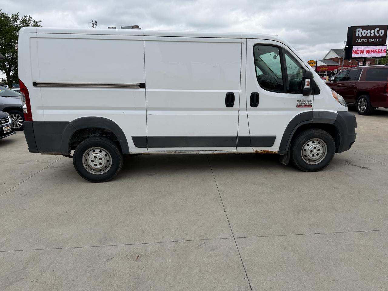 RAM ProMaster Cargo Van 1500 Low Roof 136" WB 2017