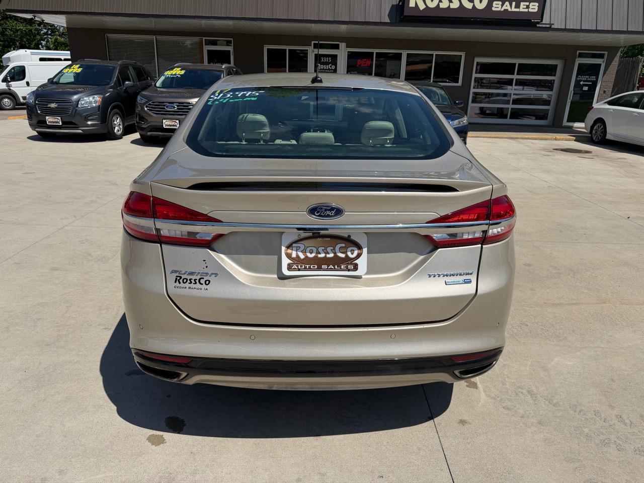 Ford Fusion Titanium AWD 2017
