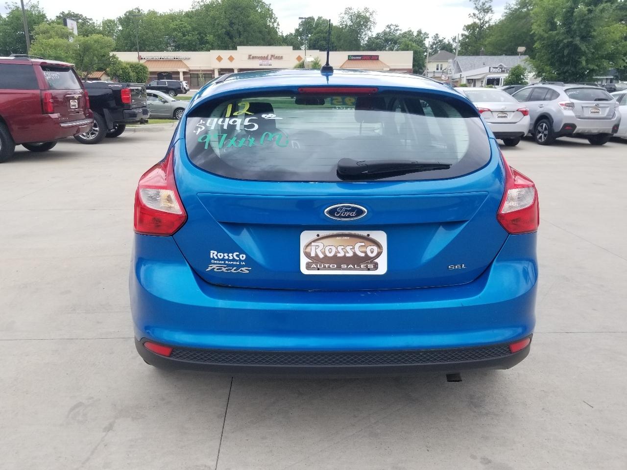 Ford Focus 5dr HB SEL 2012
