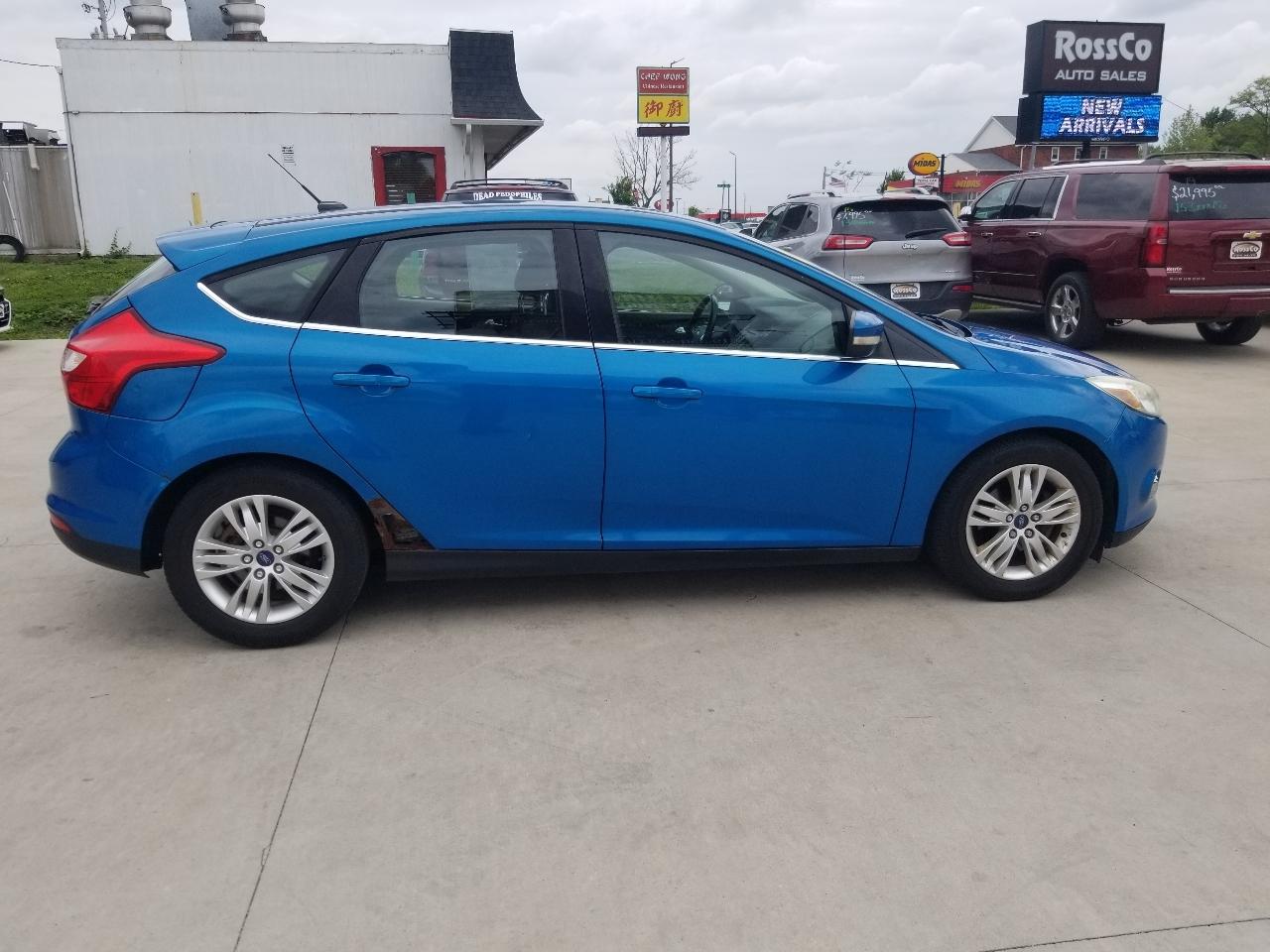 Ford Focus 5dr HB SEL 2012