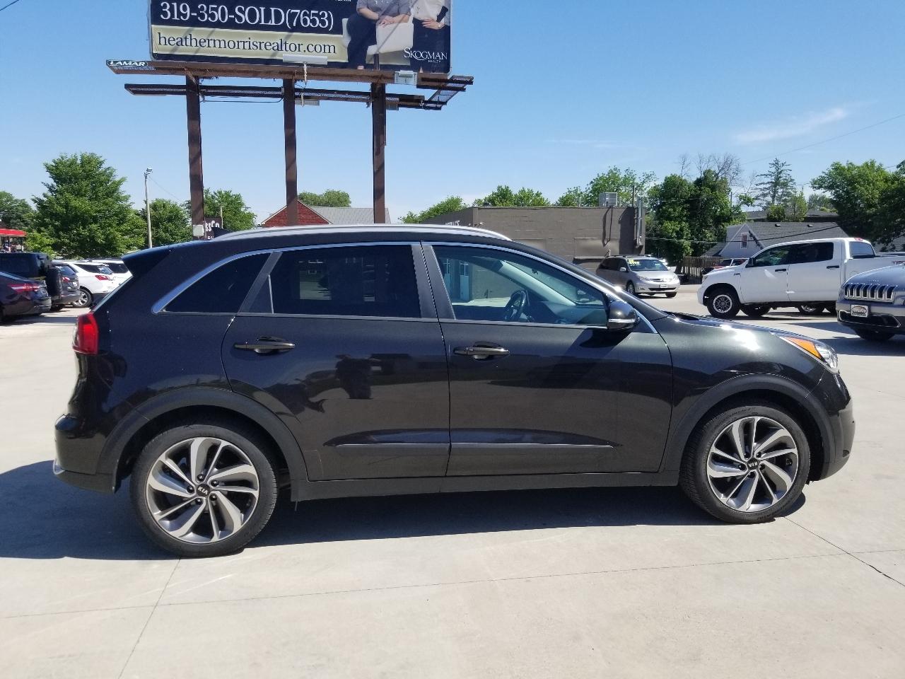 Kia Niro Touring FWD 2017