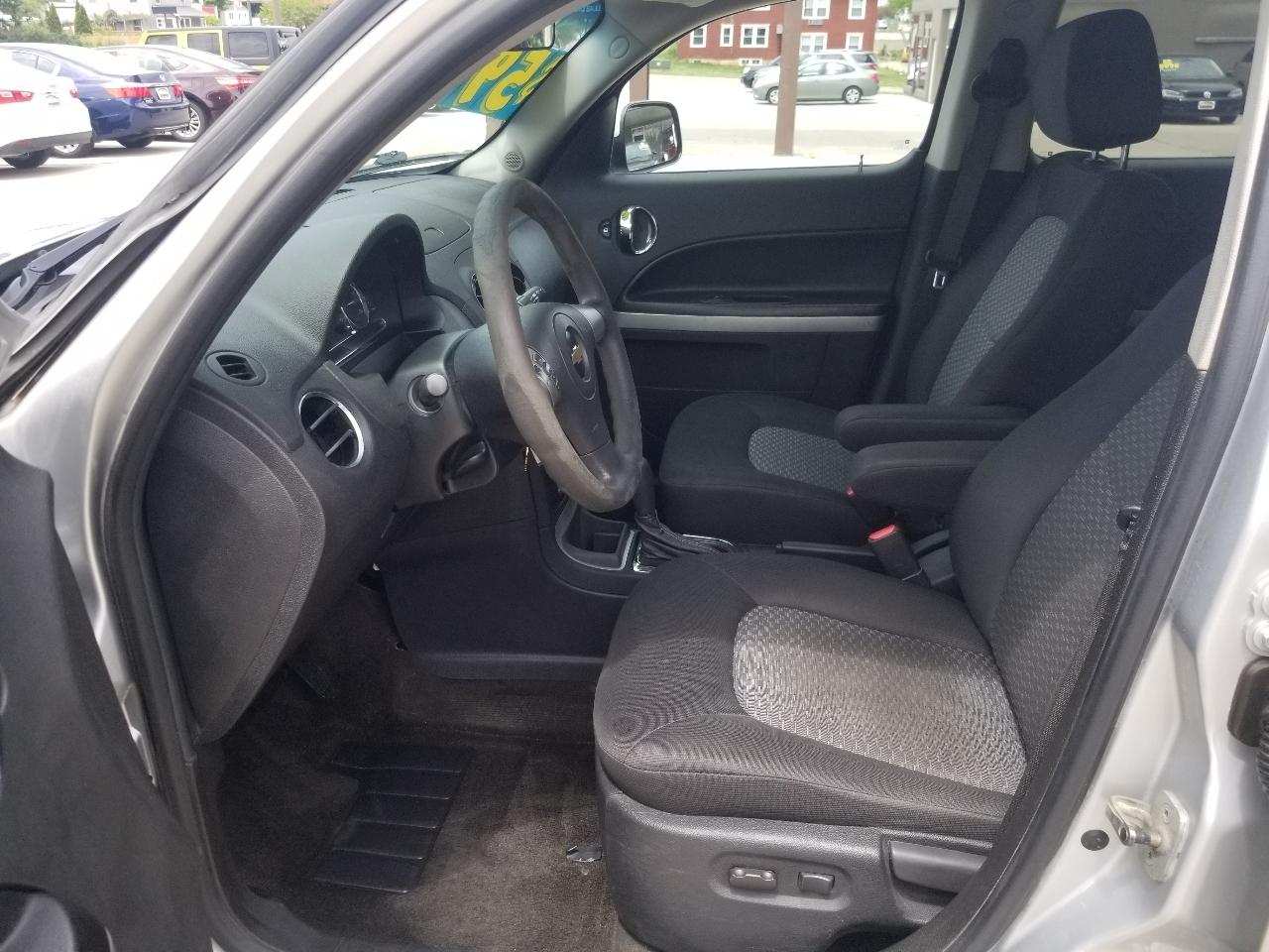 Chevrolet HHR FWD 4dr LT w/1LT 2011