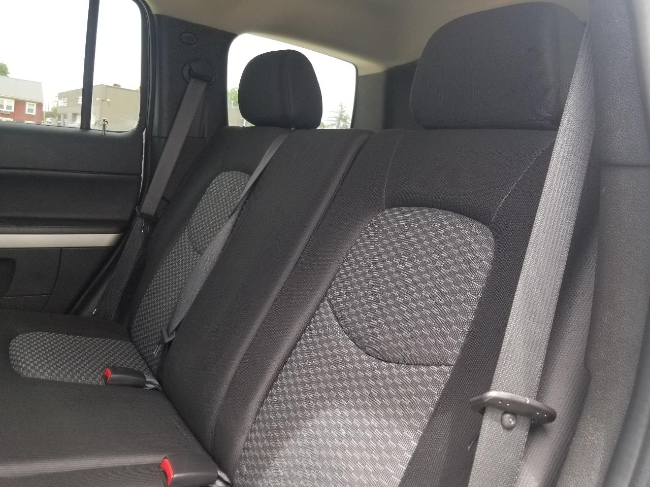 Chevrolet HHR FWD 4dr LT w/1LT 2011