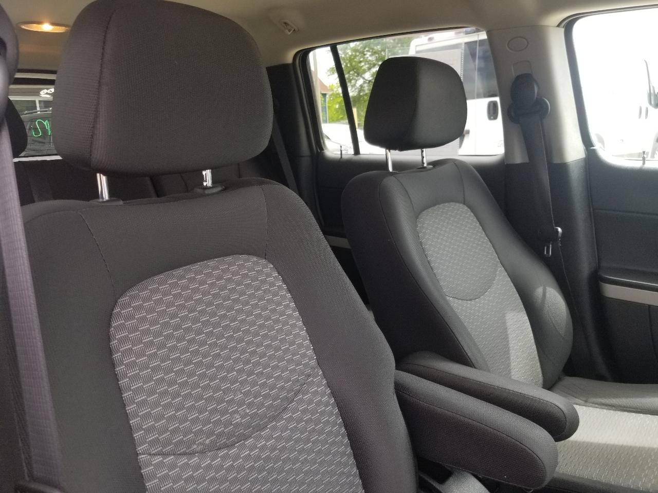 Chevrolet HHR FWD 4dr LT w/1LT 2011