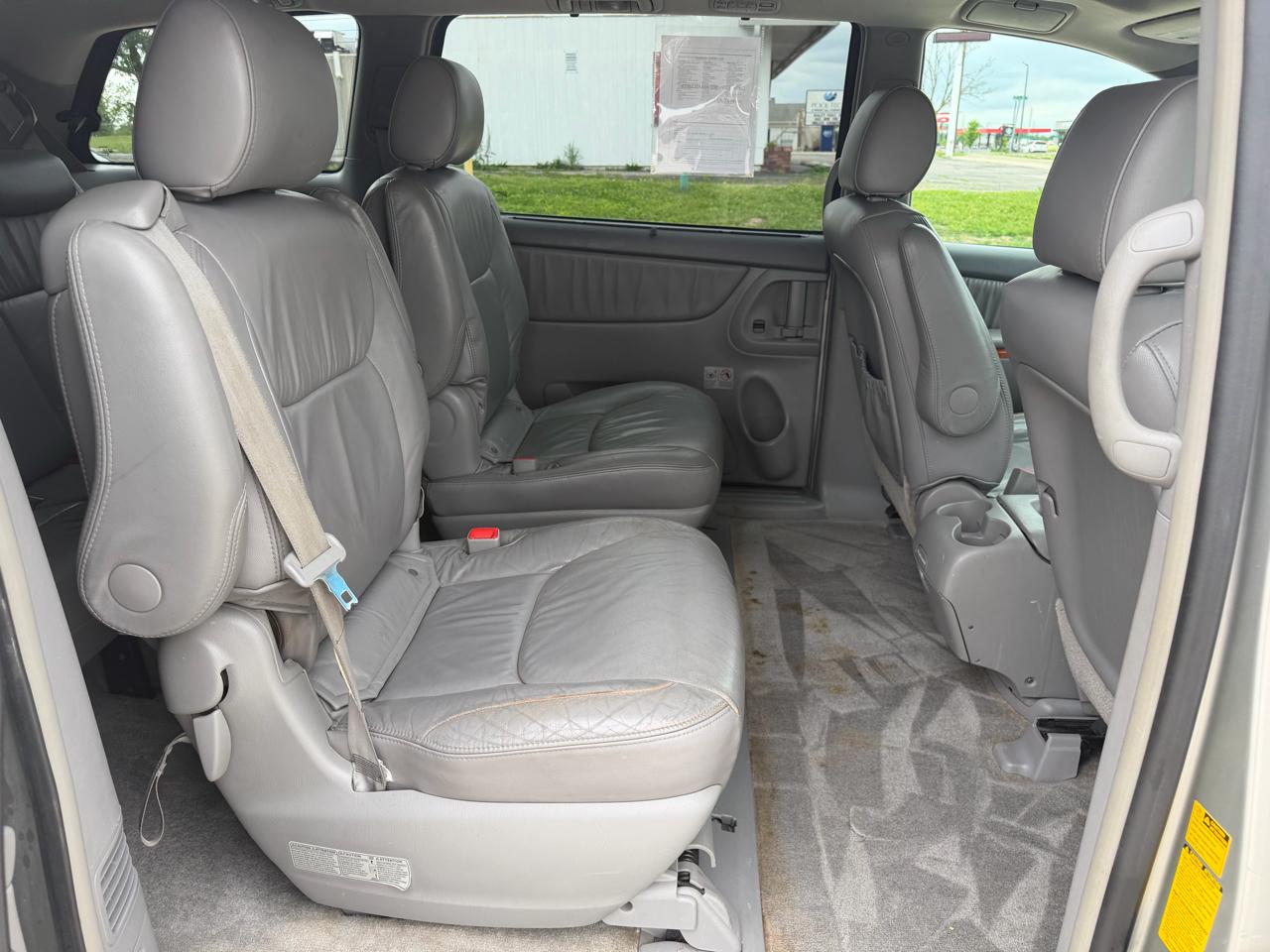 Toyota Sienna 5dr 7-Pass Van XLE AWD (Natl) 2008