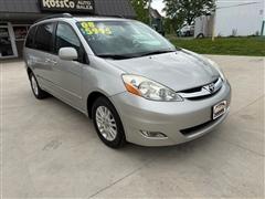 2008 Toyota Sienna 