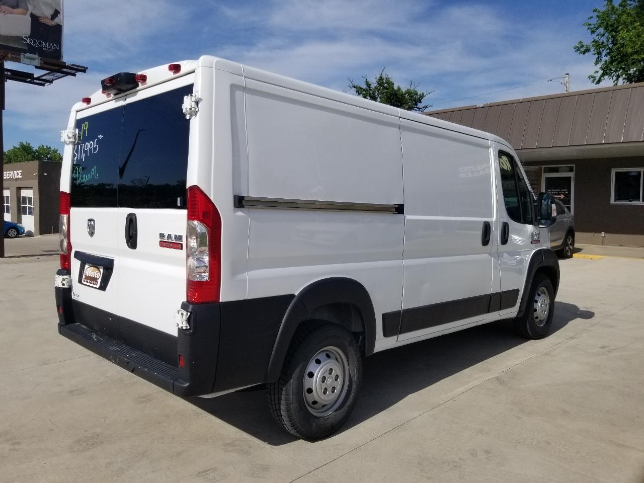RAM ProMaster Cargo Van 1500 Low Roof 136" WB 2019